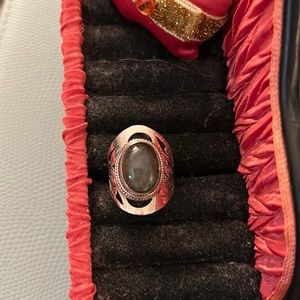 Beautiful Sterling Silver Ring.